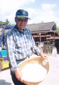 大分県　ひとめぼれ　成安英世さんです。